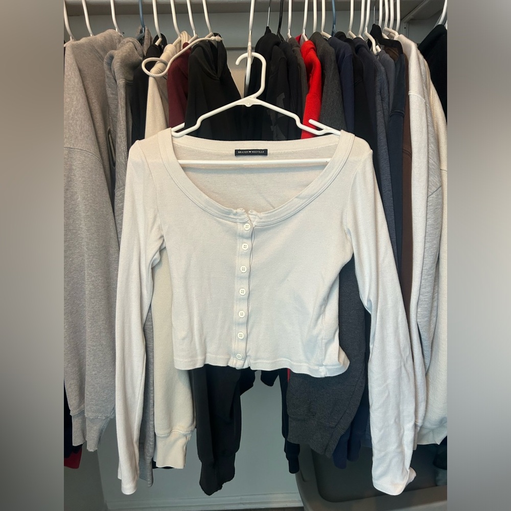 Brandy Melville long sleeve top